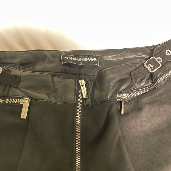 Maniere de Voir Black Leather Leggings - Picture 2 of 4